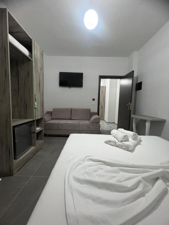 Villa Rreze Dielli Vlorë Exterior foto